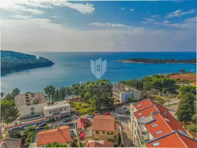 Kuća u prvom redu do mora, okolica Pule - 14