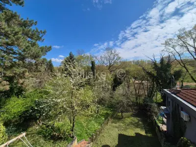 Maksimir, kuća u nizu na 5etaža površine 220 m², dvorište, parking - 17