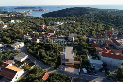 Građevinsko zemljište 556 m², Sevid, pogled na more