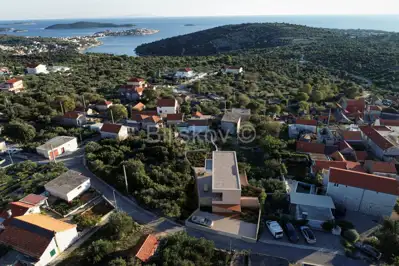 Građevinsko zemljište 556 m², Sevid, pogled na more
