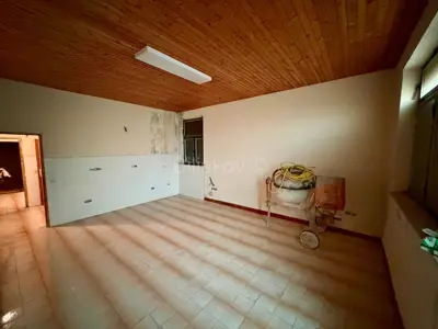 Wohn- und Gewerbeimmobilie in Kaštel Kambelovac, Meerblick - 3