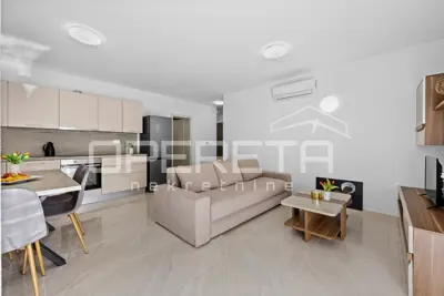 Wohnung 64 m², Peroj - ruhige Siedlung in Meeresnähe