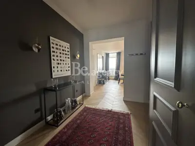Apartment 100 m², Donji grad - 3 rooms, elevator and cathedral view - 15