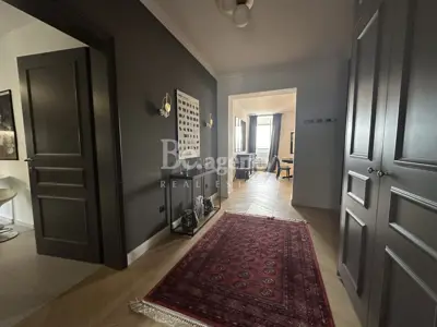 Apartment 100 m², Donji grad - 3 rooms, elevator and cathedral view - 14