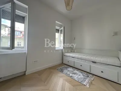 Apartment 100 m², Donji grad - 3 rooms, elevator and cathedral view - 17