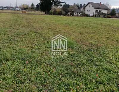 Building plot, Ivanec - 700 m from the center, investment