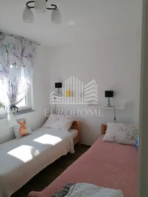 Two-level apartment, Kraj na Pašmanu, view of the beach and the channel