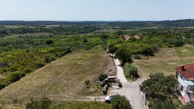 Građevinsko zemljište 1 031 m², Buje - pogled na more - 9