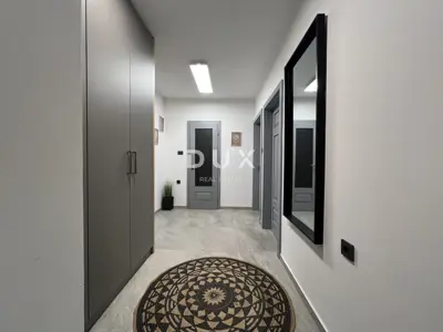 Stan 72 m², Lovran - 2 spavaće sobe i terasa