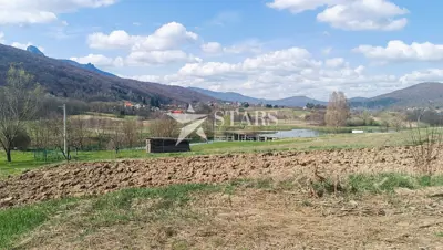 Grundstück 1.374 m², Ogulin - Blick auf Klek und den Fluss Dobra - 3