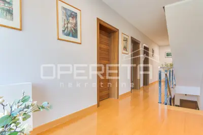 House 350 m², Samobor - pool, sauna and garden - 13