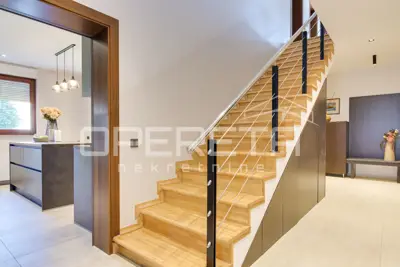 House 350 m², Samobor - pool, sauna and garden - 12
