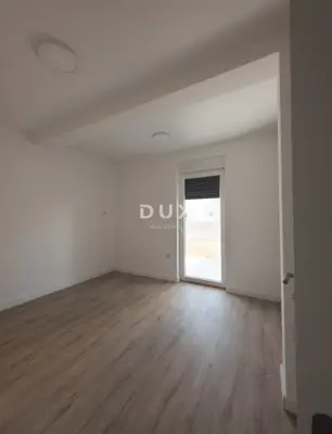 Apartman 76 m², Vodice - vrt, terasa i parkirno mjesto - 4
