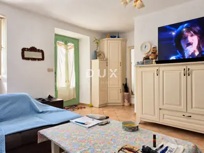 Stone house 169 m², Omišalj - old town center and garden - 6