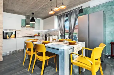 Vila 240 m², Kanfanar - privatni bazen i ograđeno imanje - 7