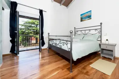 Vila 240 m², Kanfanar - privatni bazen i ograđeno imanje - 18