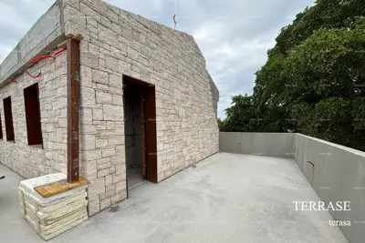 Kuća 176 m², Bale - mirna lokacija i privatnost - 17