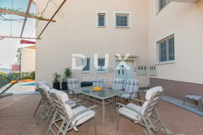 Apartmenthaus 398 m², Sveti Filip i Jakov - Pool und Meerblick - 2