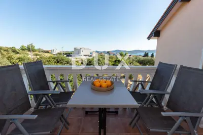 Apartmenthaus 398 m², Sveti Filip i Jakov - Pool und Meerblick - 18