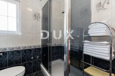 Apartmenthaus 398 m², Sveti Filip i Jakov - Pool und Meerblick - 10