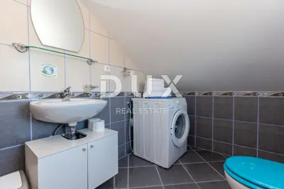 Apartmenthaus 398 m², Sveti Filip i Jakov - Pool und Meerblick - 16