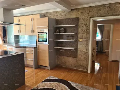 House 400 m², Valtura - quiet settlement near Pula - 7