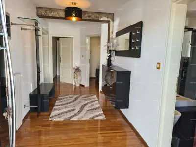 House 400 m², Valtura - quiet settlement near Pula - 6
