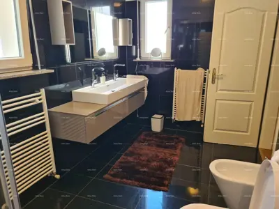 House 400 m², Valtura - quiet settlement near Pula - 15