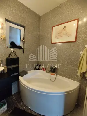 Kuća 226 m², Kustošija - mirna ulica uz šumu - 9