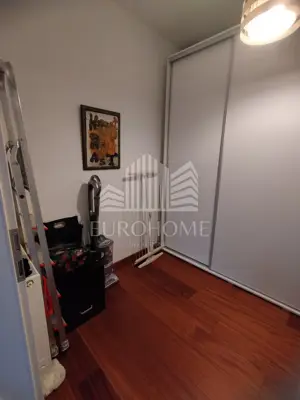 Kuća 226 m², Kustošija - mirna ulica uz šumu - 7