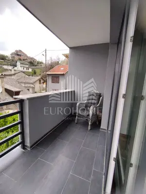 Kuća 226 m², Kustošija - mirna ulica uz šumu - 12