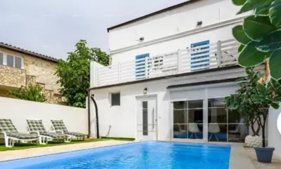 Kuća 150 m², Poreč - grijani bazen i balkon - 2