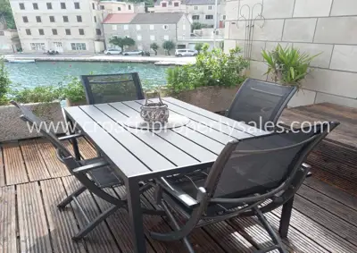 Kamena kuća 60 m², otok Brač - prvi red do mora - 3