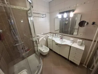 Stan 74 m², Rastočine - 3 spavaće sobe, lift - 19