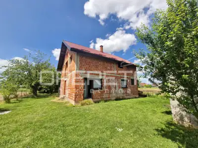 Haus zum Kauf in Kloštar Ivanić, 292 m² - 7