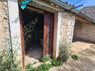 Galižana – house with multiple buildings and great potential for renovation - 22