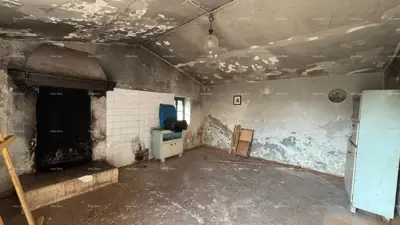 Galižana – house with multiple buildings and great potential for renovation - 19