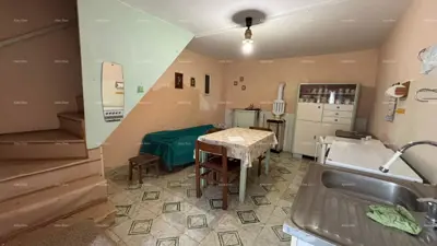 Galižana – house with multiple buildings and great potential for renovation - 9