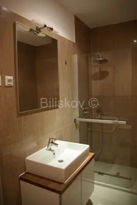 Vila 136m², Splitska – blizina mora, panoramski pogled - 16