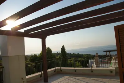 Vila 136m², Splitska – blizina mora, panoramski pogled - 7