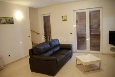 Vila 136m², Splitska – blizina mora, panoramski pogled - 14