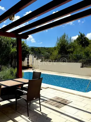 Vila 136m², Splitska – blizina mora, panoramski pogled - 5