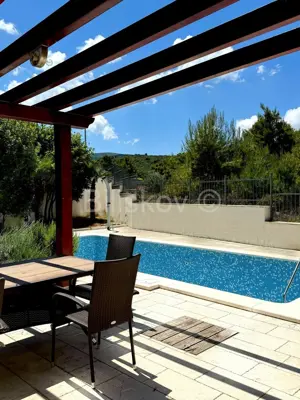 Vila 136m², Splitska – blizina mora, panoramski pogled - 5