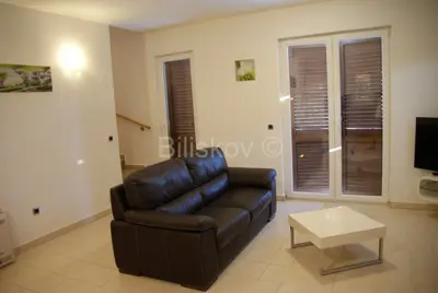 Vila 136m², Splitska – blizina mora, panoramski pogled - 14