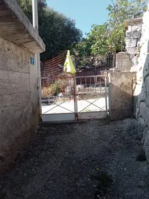 Haus 86 m², Mitlo - zur Renovierung auf einem Olivenhain - 5
