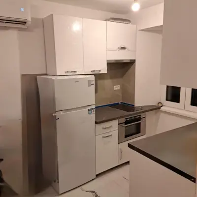 Etaža kuće 105 m², Žminj centar, 3 stana i najam