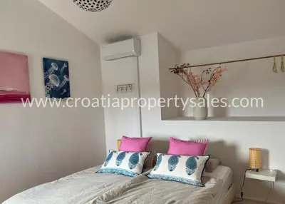 Apartman 70 m², Otok Brač - pogled na more i terasa - 8
