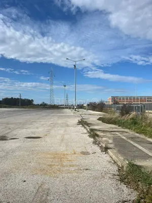 Zemljište 23 078 m², Dugo Selo - Jug, industrijska zona - 2 hale i nadstrešnica