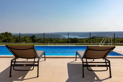Villa 170 m², Labin - sea view and Raša Bay