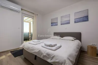 Villa 170 m², Labin - Meerblick und Blick auf die Raška-Bucht - 11